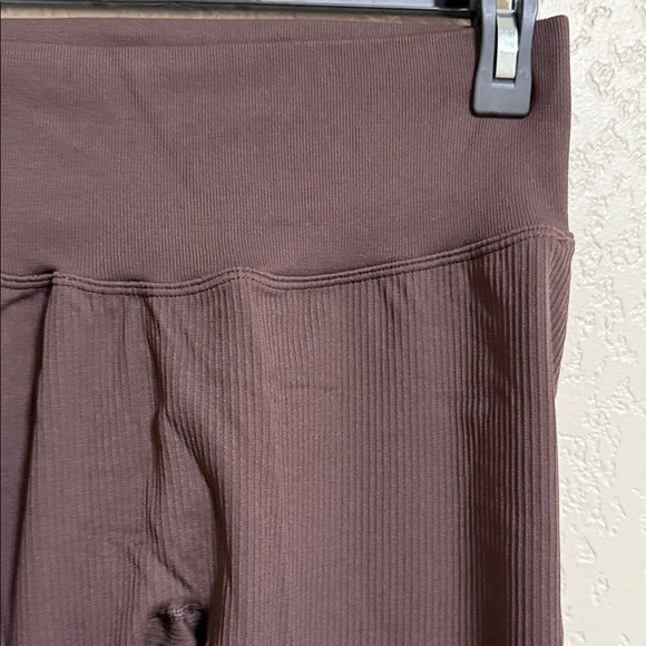 Women's Brown Leggings - Picture 5 of 8